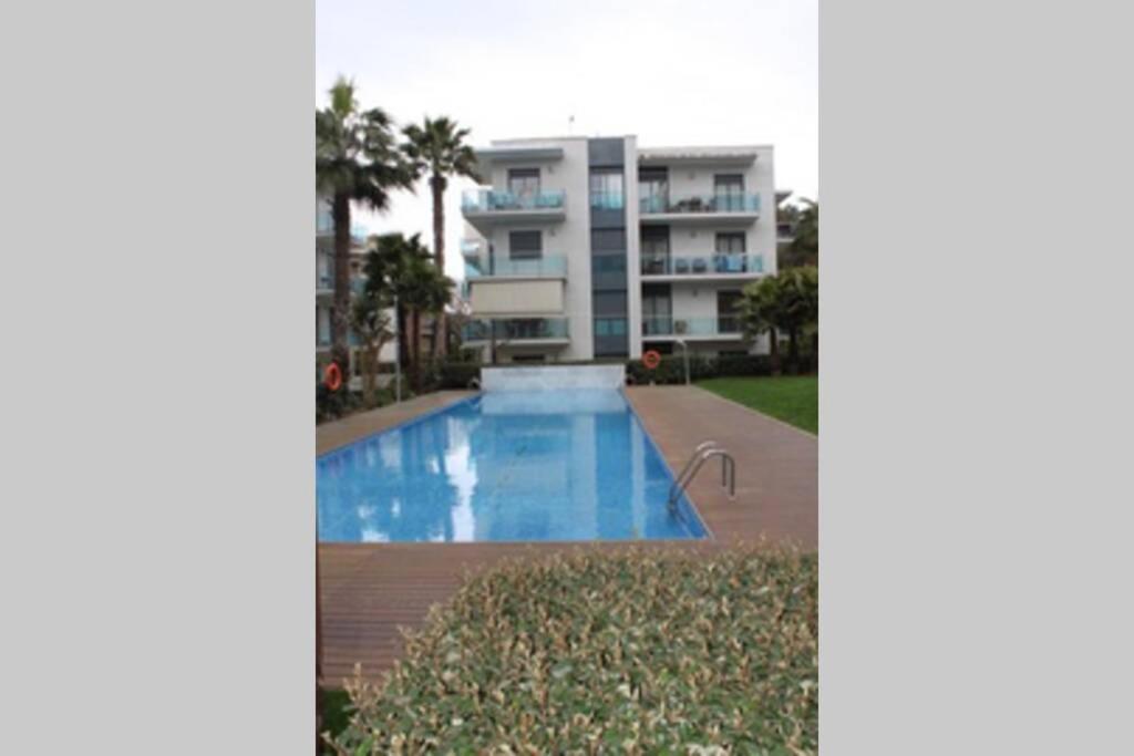 Apartamento Con Piscina Y Parking En Lloret De Mar Apartment Exterior photo