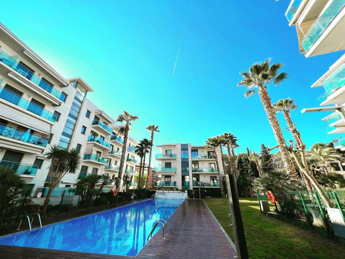 Apartamento Con Piscina Y Parking En Lloret De Mar Apartment Exterior photo