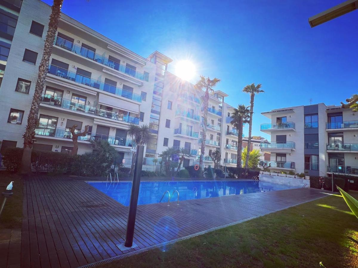 Apartamento Con Piscina Y Parking En Lloret De Mar Apartment Exterior photo